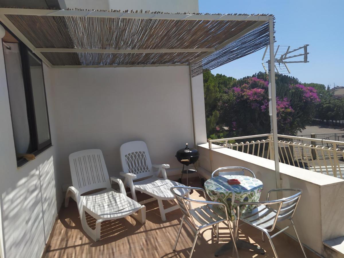 Sasha'S Villa อาโวลา ภายนอก รูปภาพ